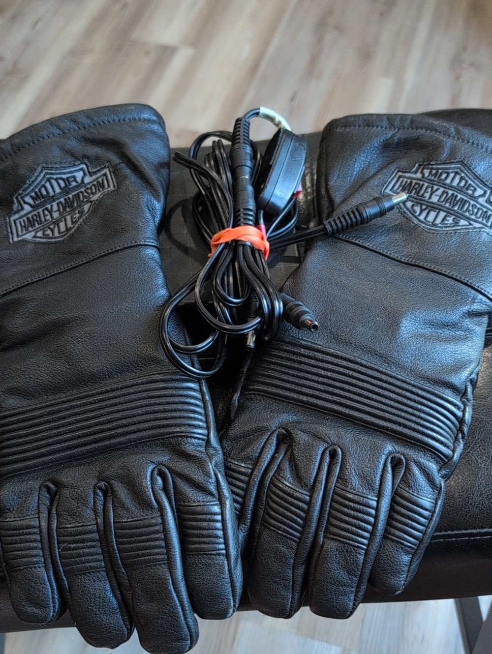 Vintage Harley-Davidson Black Leather Heated Motorcycle Gloves Unisex Sz Medium